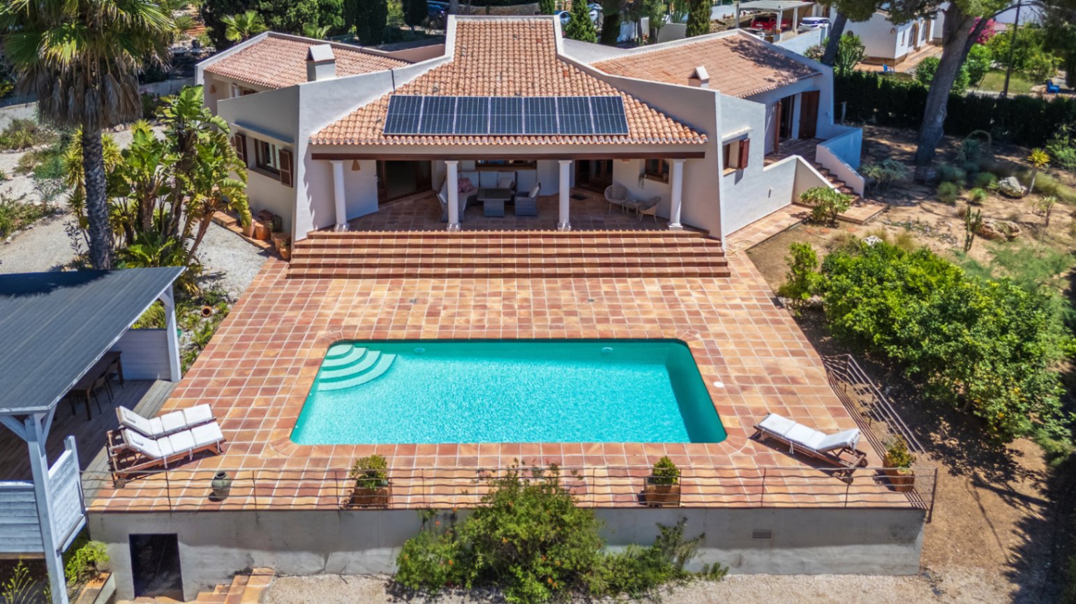 Bellissima villa sul Montgo con magnifiche viste aperte.