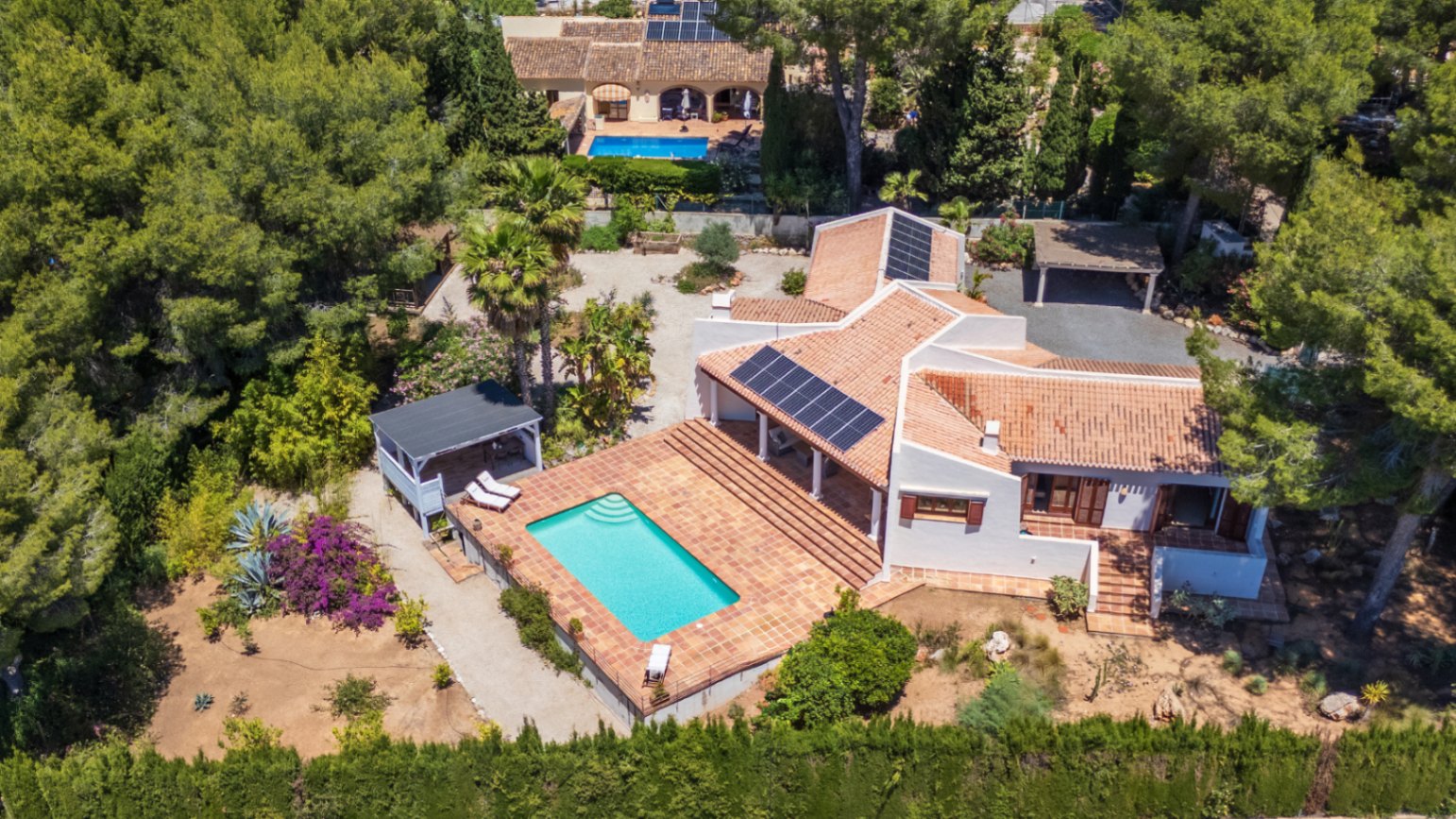 Bellissima villa sul Montgo con magnifiche viste aperte.