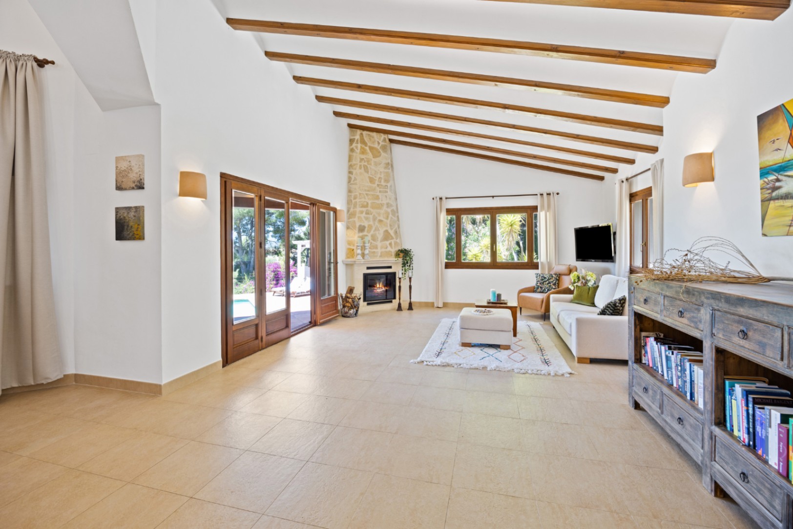 Bellissima villa sul Montgo con magnifiche viste aperte.