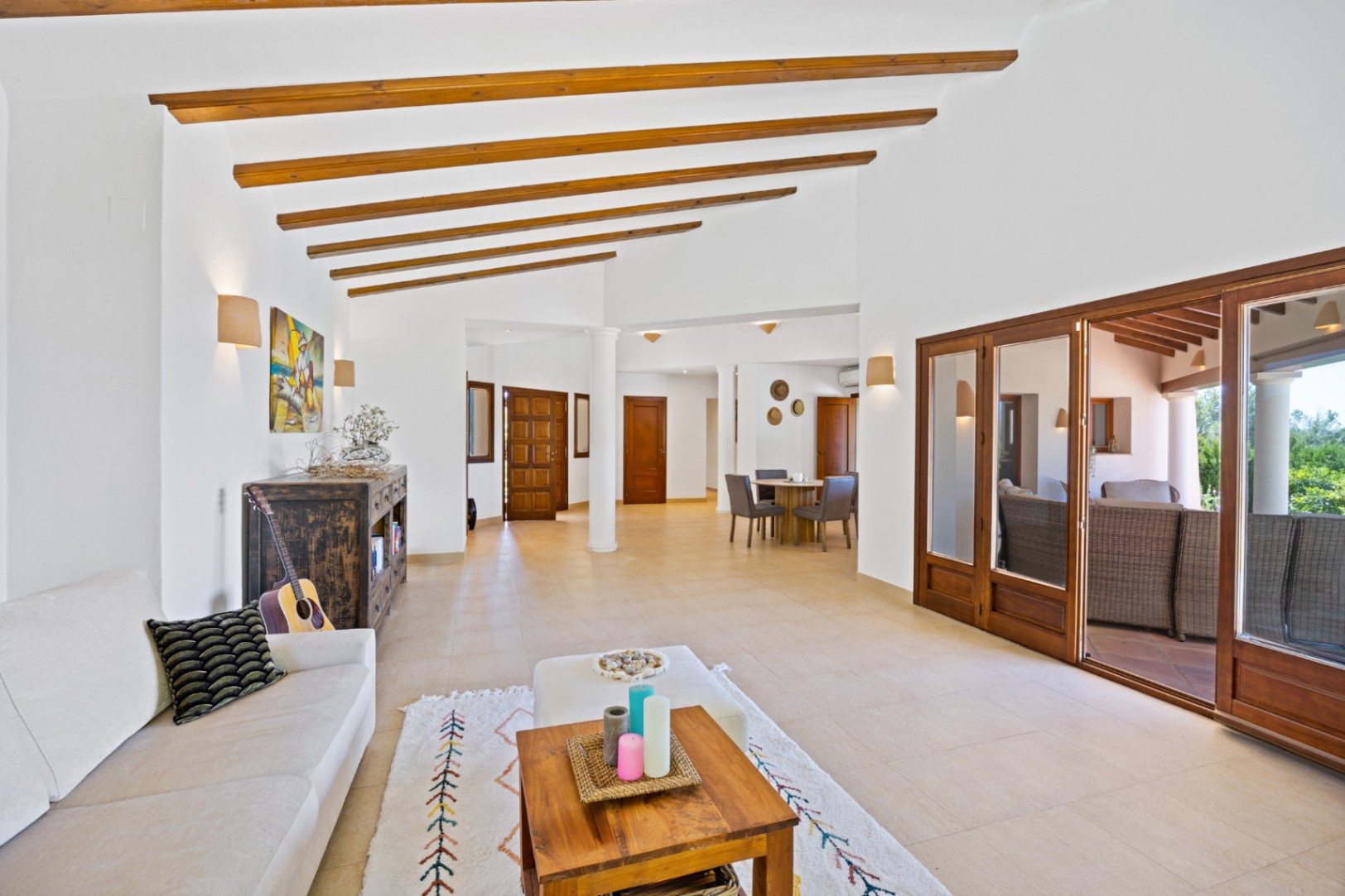 Bellissima villa sul Montgo con magnifiche viste aperte.