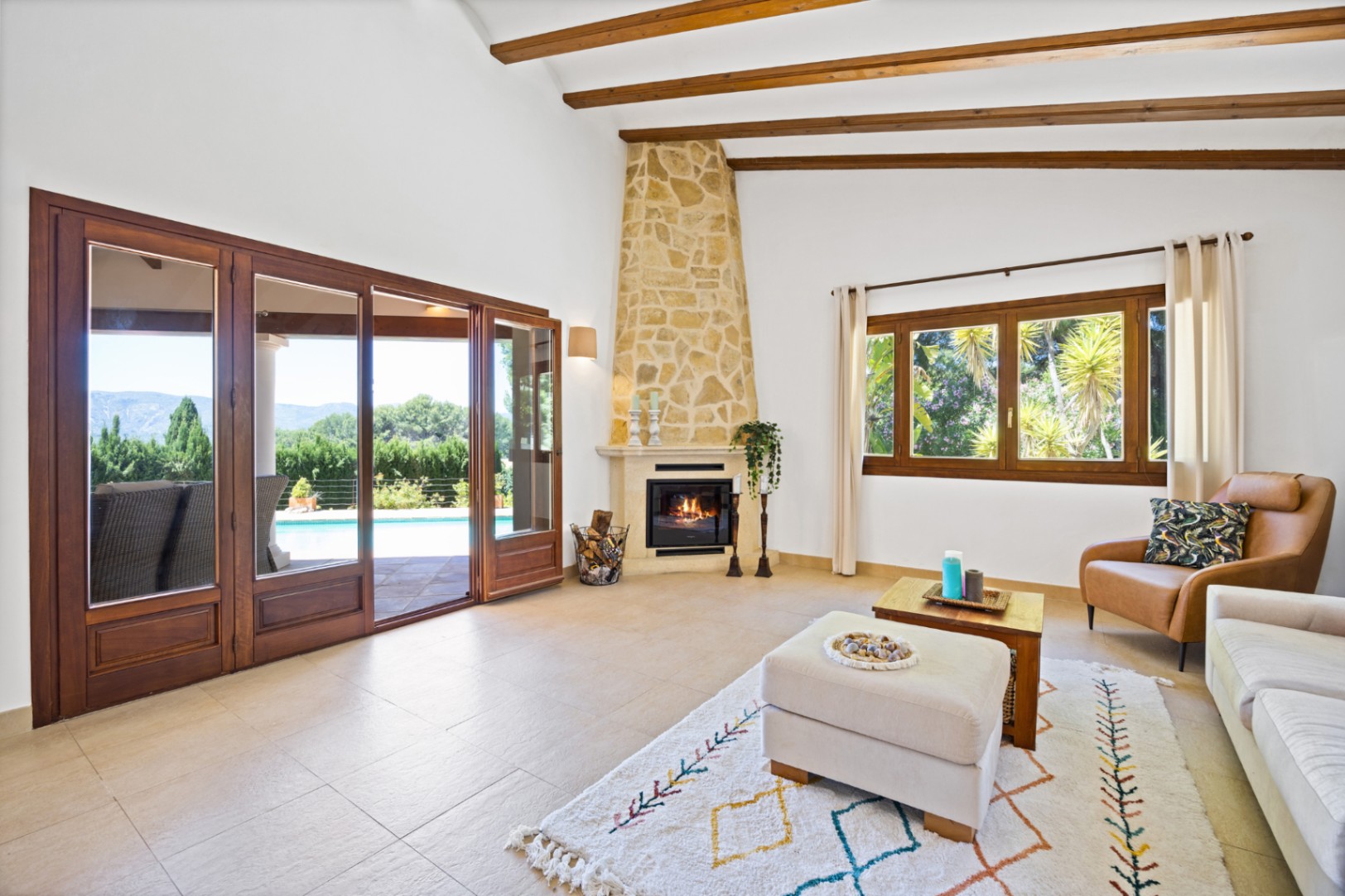 Bellissima villa sul Montgo con magnifiche viste aperte.