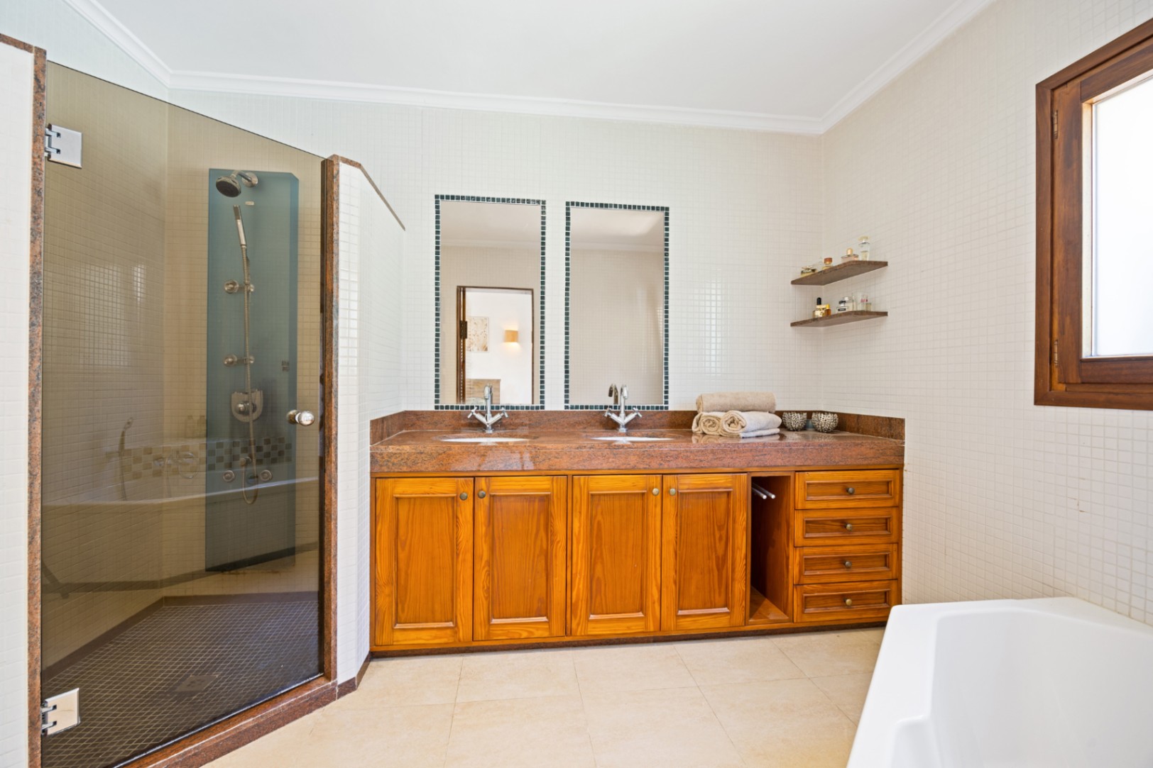 Bellissima villa sul Montgo con magnifiche viste aperte.