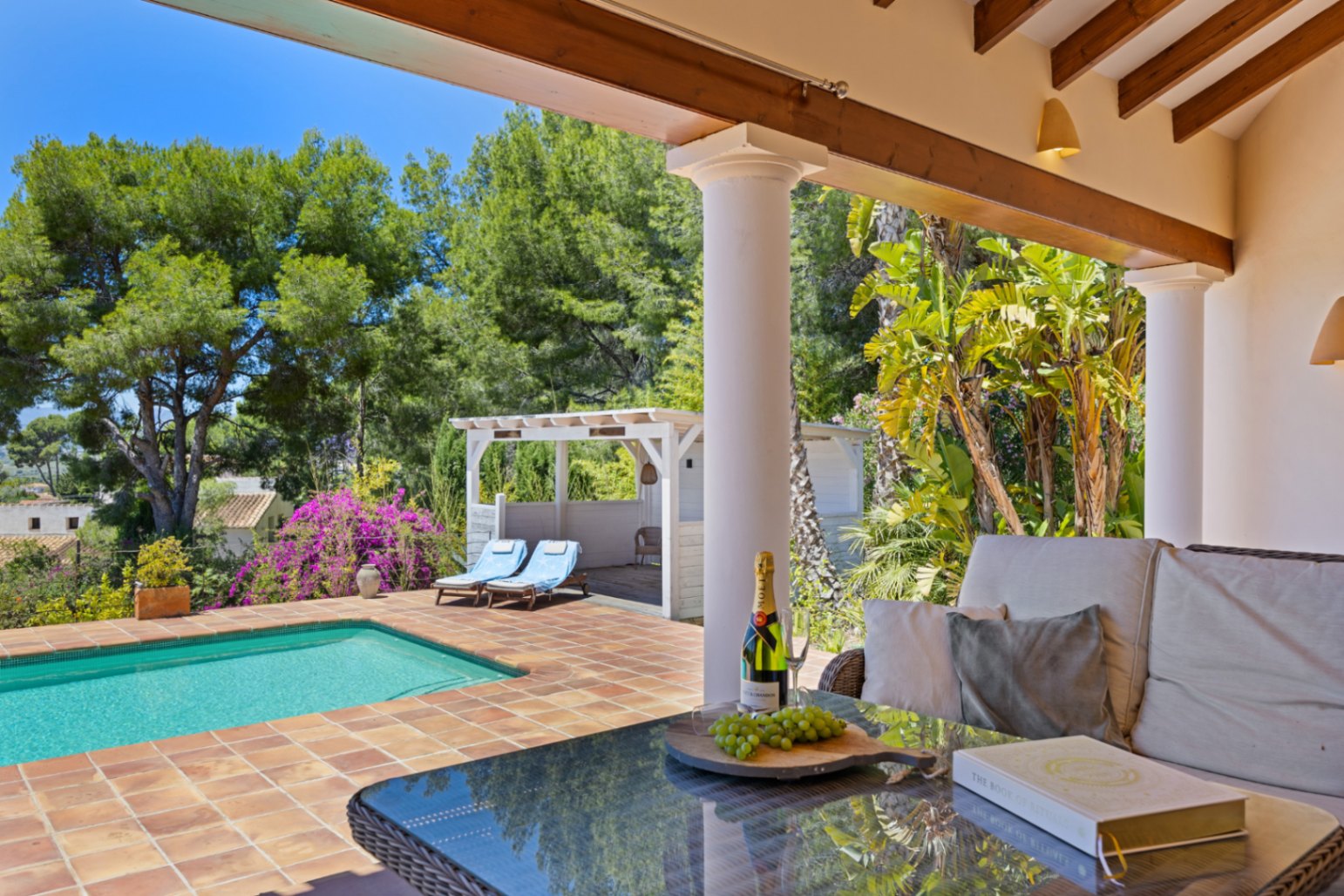 Bellissima villa sul Montgo con magnifiche viste aperte.