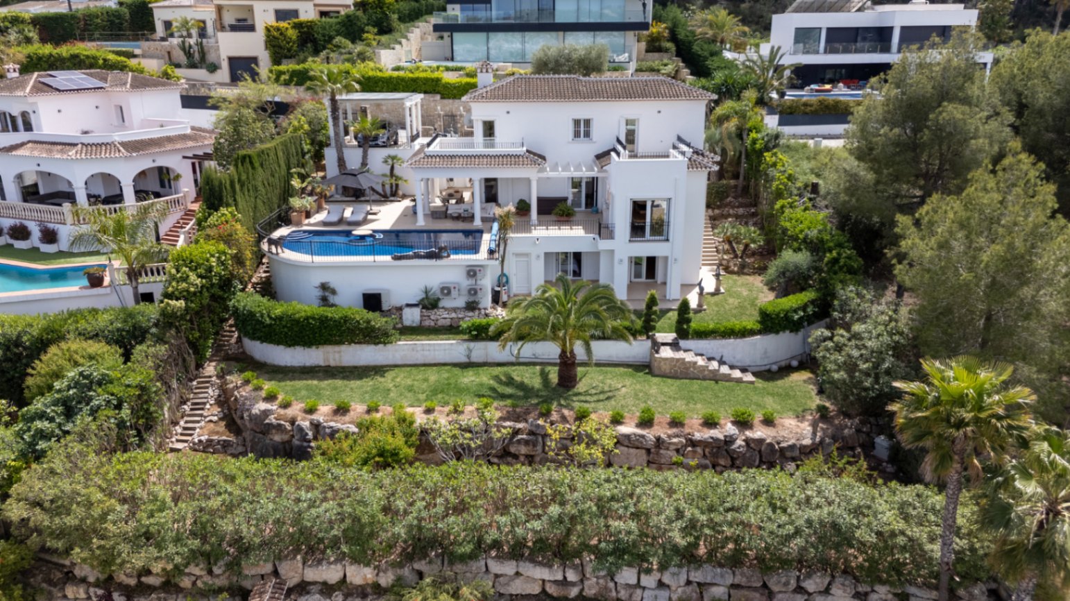 Lovely modern villa  for Sale in Piver, Javea, with great sea and mountain views 