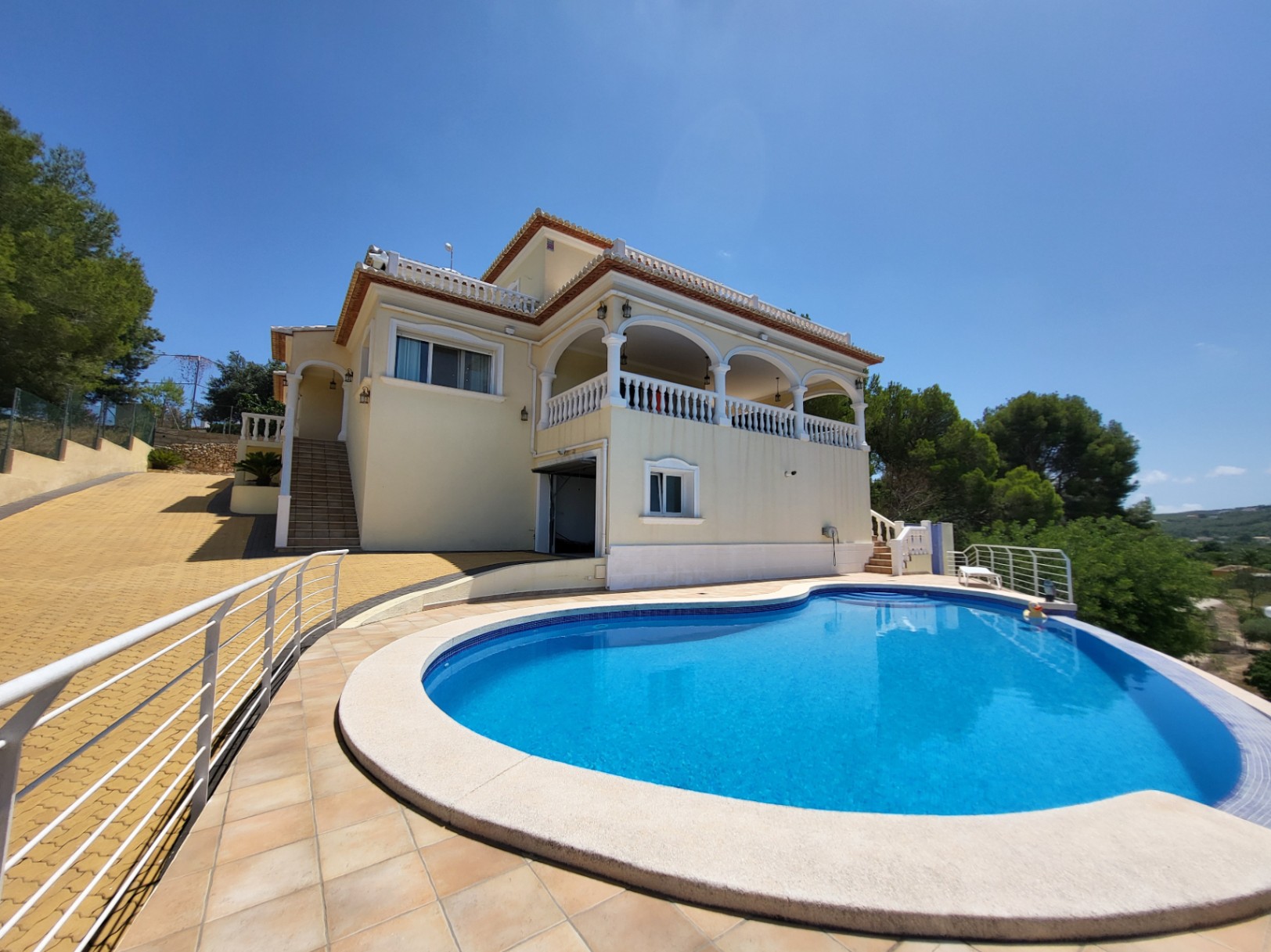 LFS027 - Stunning luxury Villa in Javea with a lot of privacy and amazing views