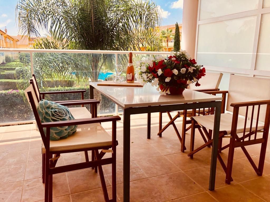 Appartamento con 2 camere da letto e balcone esposto a sud