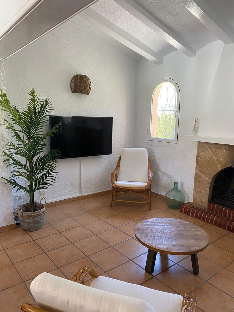 Se alquila chalet para 8 personas en un entorno verde