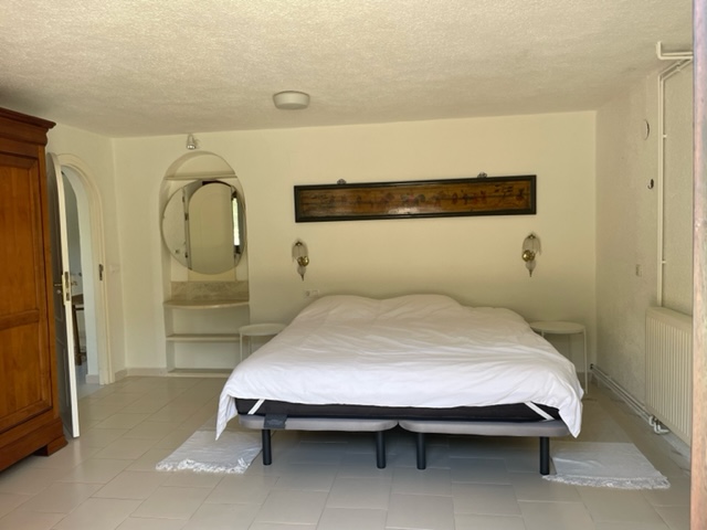 Villa espagnole de 4 chambres à louer