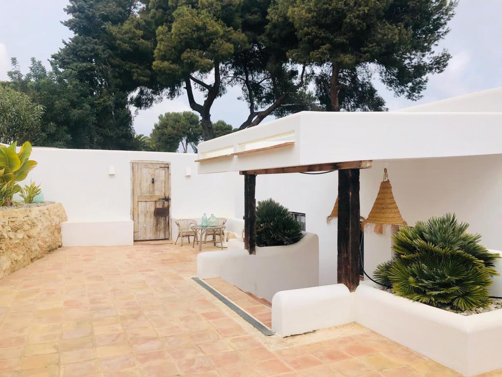 Charming Ibiza style villa in perfect condition.